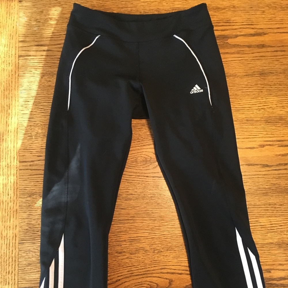Adidas Size Small Cropped Workout Pants